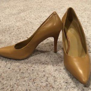Nine West Heel